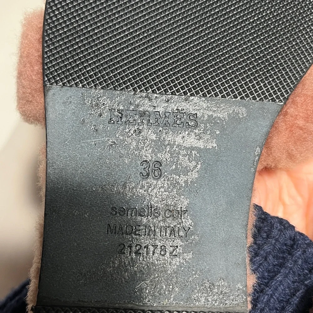 Taking offers! Hermès Shearling Slippers in Pink and Tan - Picture 9 of 9